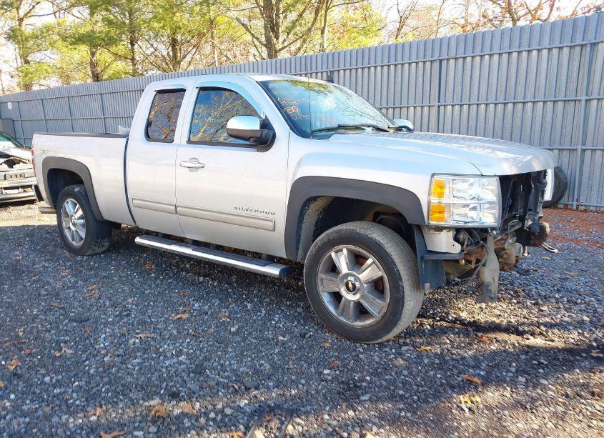 2013 Chevrolet Silverado 1500 LTZ (VIN 1GCRKTE75DZ410013) main photo