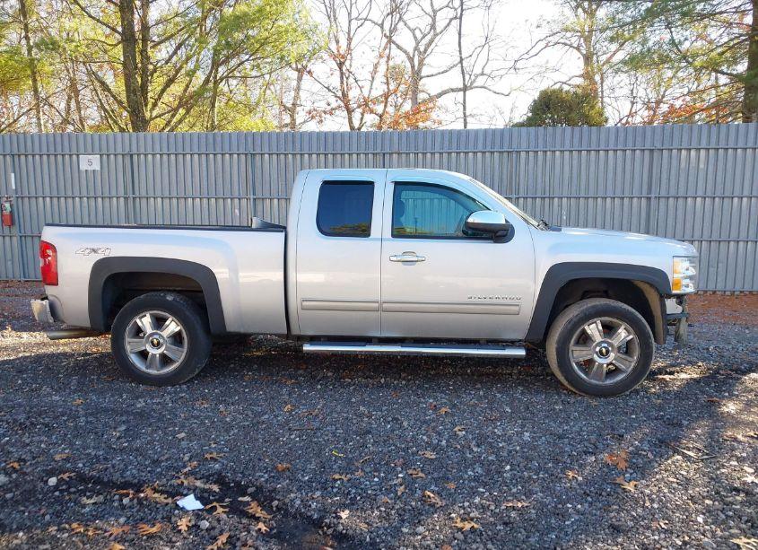 Photo 13 of 2013 Chevrolet Silverado 1500 LTZ (VIN 1GCRKTE75DZ410013)