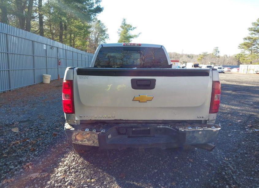 Photo 16 of 2013 Chevrolet Silverado 1500 LTZ (VIN 1GCRKTE75DZ410013)
