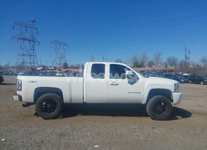Photo 13 of 2013 Chevrolet Silverado 1500 LTZ (VIN 1GCRKTE76DZ217577)