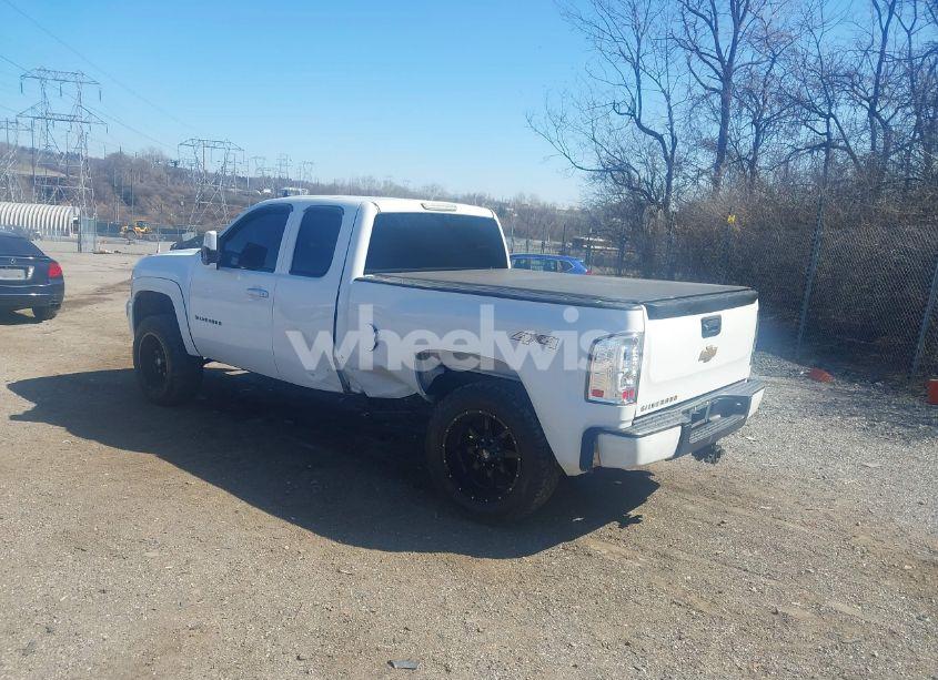 Photo 3 of 2013 Chevrolet Silverado 1500 LTZ (VIN 1GCRKTE76DZ217577)