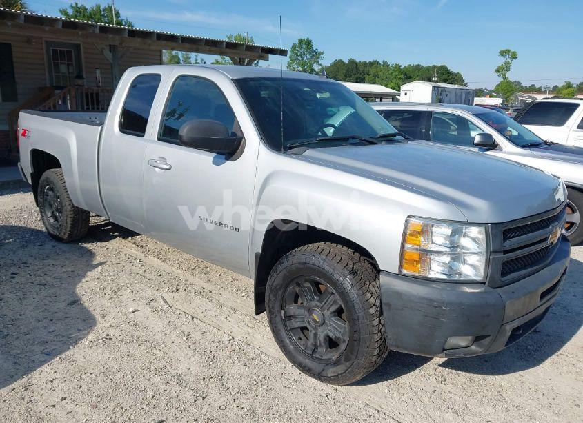 2013 Chevrolet Silverado 1500 LTZ (VIN 1GCRKTE78DZ264027) main photo