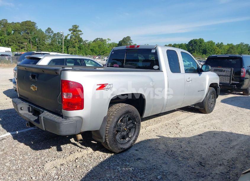 Photo 4 of 2013 Chevrolet Silverado 1500 LTZ (VIN 1GCRKTE78DZ264027)
