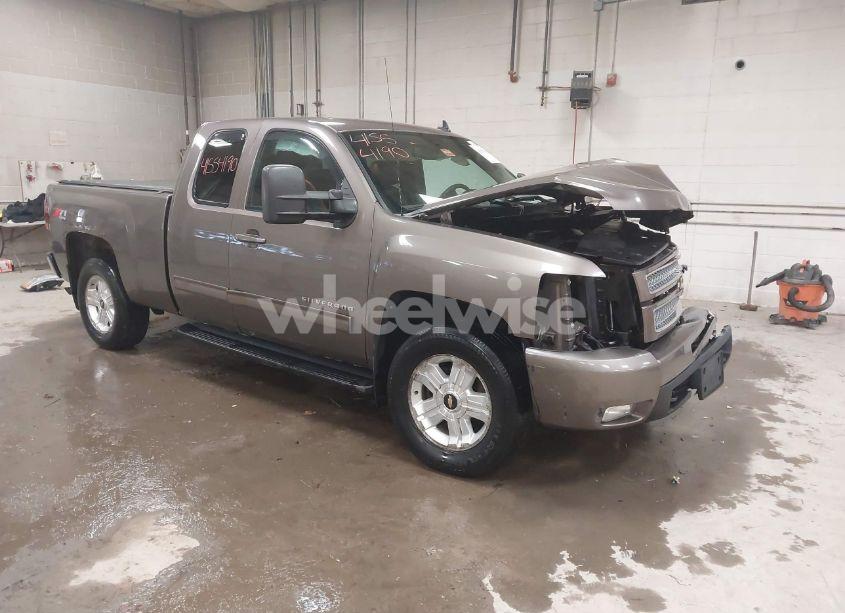 2012 Chevrolet Silverado 1500 LTZ (VIN 1GCRKTE7XCZ242867) main photo