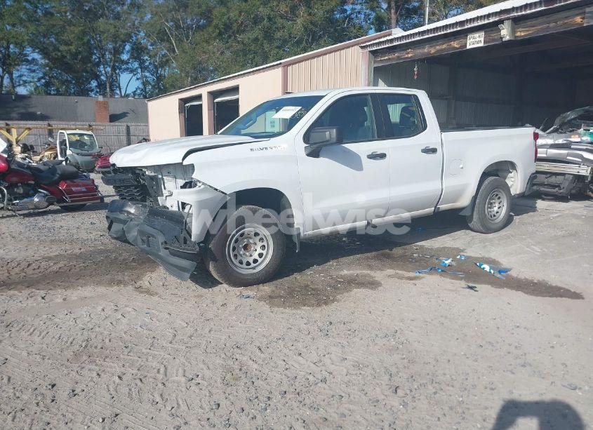 Photo 2 of 2021 Chevrolet Silverado 1500 2WD STANDARD BED WT (VIN 1GCRWAEF3MZ372345)