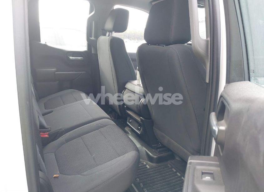 Photo 8 of 2021 Chevrolet Silverado 1500 2WD STANDARD BED WT (VIN 1GCRWAEF3MZ372345)