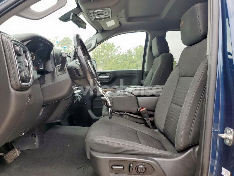 2021 CHEVROLET SILVERADO C1500 LT (VIN 1GCRWAEF4MZ332243) main photo