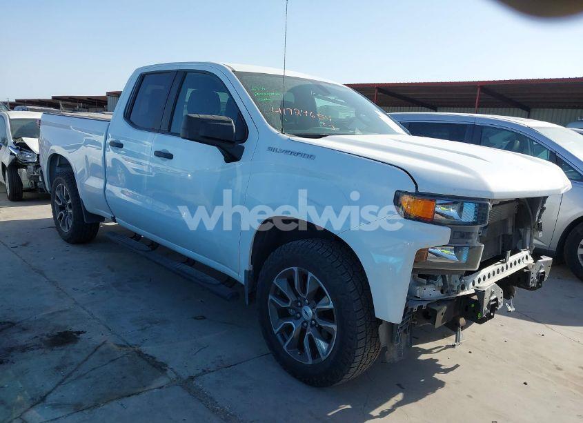 2019 Chevrolet Silverado 1500 WORK TRUCK (VIN 1GCRWAEF6KZ231041) main photo