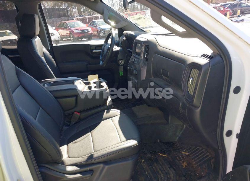 Photo 5 of 2020 Chevrolet Silverado 1500 2WD DOUBLE CAB STANDARD BED WT (VIN 1GCRWAEFXLZ211182)