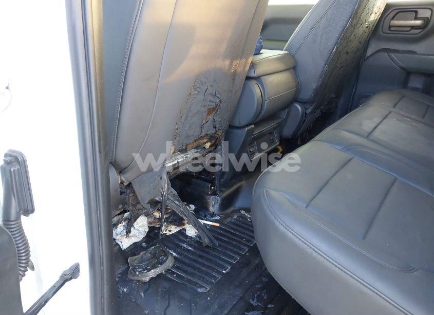 Photo 6 of 2020 Chevrolet Silverado 1500 2WD STANDARD BED WT (VIN 1GCRWAEFXLZ321164)