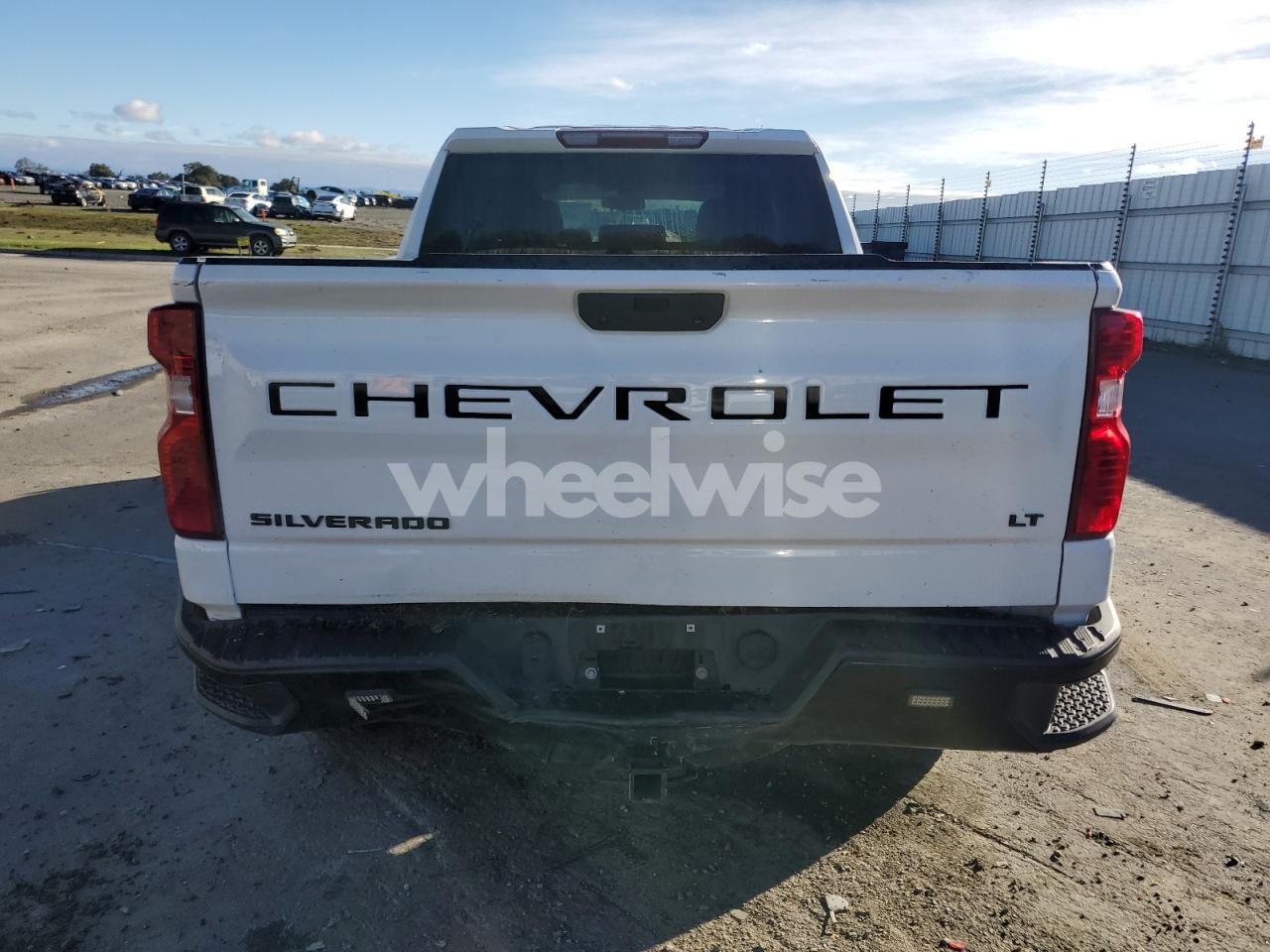 Photo 6 of 2019 CHEVROLET SILVERADO C1500 (VIN 1GCRWAEH0KZ260973)