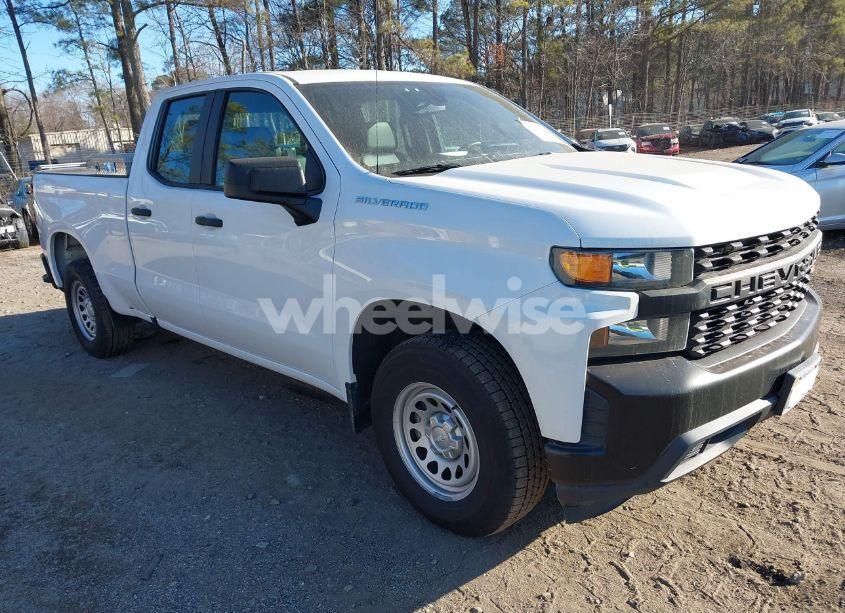 2019 Chevrolet Silverado 1500 WORK TRUCK (VIN 1GCRWAEH6KZ226651) main photo
