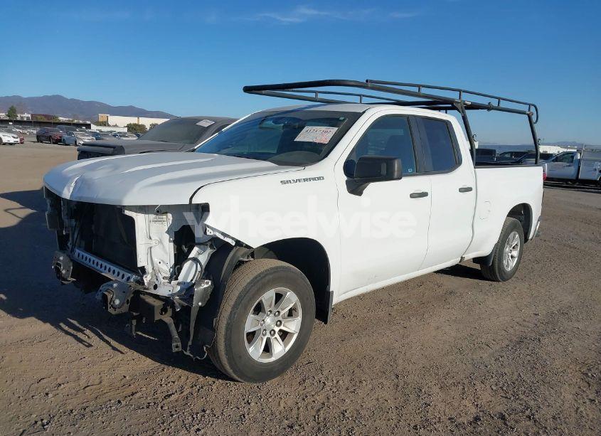 Photo 2 of 2019 Chevrolet Silverado 1500 WORK TRUCK (VIN 1GCRWAEHXKZ224689)