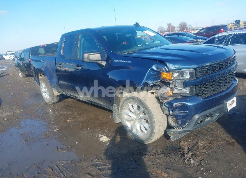 2019 Chevrolet Silverado 1500 CUSTOM (VIN 1GCRWBEF1KZ209860) main photo