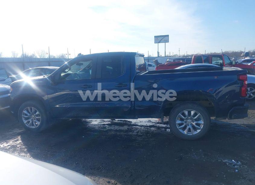 Photo 14 of 2019 Chevrolet Silverado 1500 CUSTOM (VIN 1GCRWBEF1KZ209860)