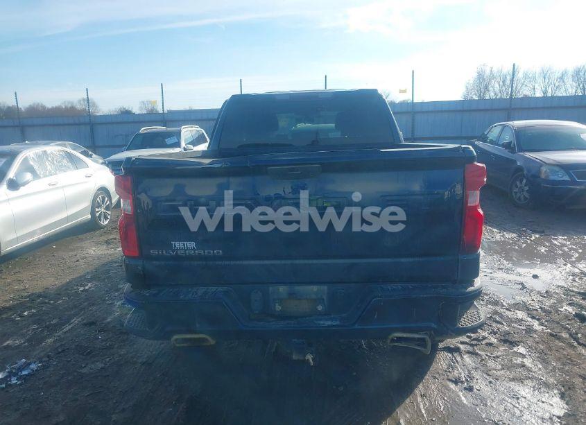 Photo 16 of 2019 Chevrolet Silverado 1500 CUSTOM (VIN 1GCRWBEF1KZ209860)