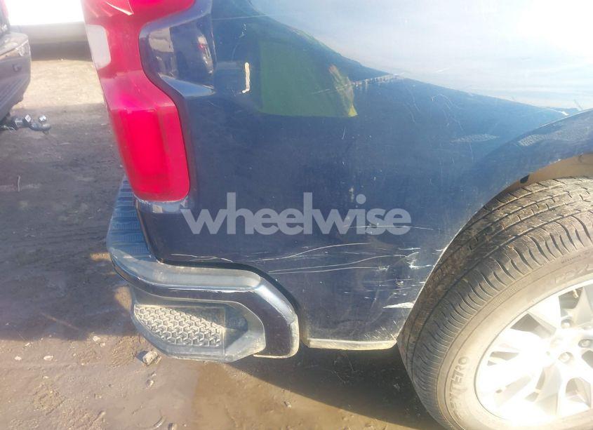 Photo 20 of 2019 Chevrolet Silverado 1500 CUSTOM (VIN 1GCRWBEF1KZ209860)