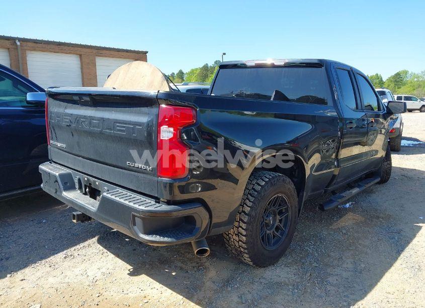 Photo 4 of 2019 Chevrolet Silverado 1500 CUSTOM (VIN 1GCRWBEH0KZ206787)