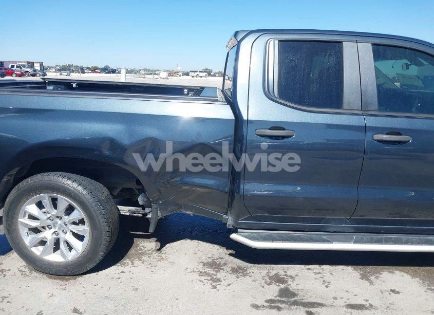 Photo 19 of 2019 Chevrolet Silverado 1500 CUSTOM (VIN 1GCRWBEH0KZ248862)