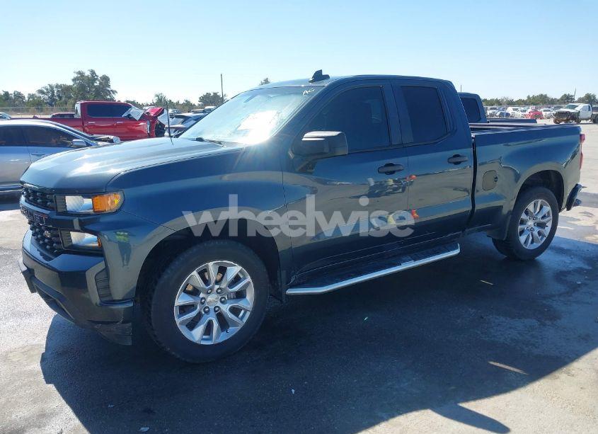 Photo 2 of 2019 Chevrolet Silverado 1500 CUSTOM (VIN 1GCRWBEH0KZ248862)