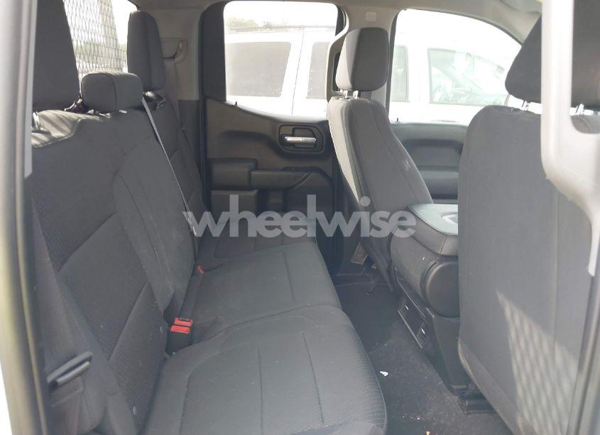 Photo 8 of 2021 Chevrolet Silverado 1500 2WD DOUBLE CAB STANDARD BED CUSTOM (VIN 1GCRWBEH2MZ177506)