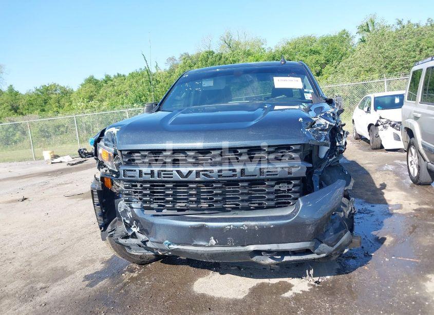 Photo 12 of 2019 Chevrolet Silverado 1500 CUSTOM (VIN 1GCRWBEH5KZ300390)