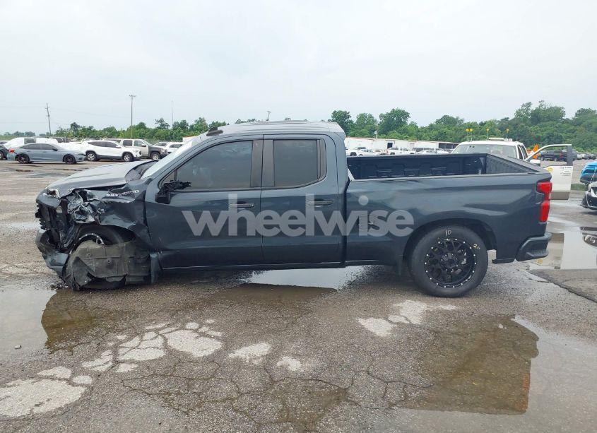 Photo 14 of 2019 Chevrolet Silverado 1500 CUSTOM (VIN 1GCRWBEH5KZ300390)