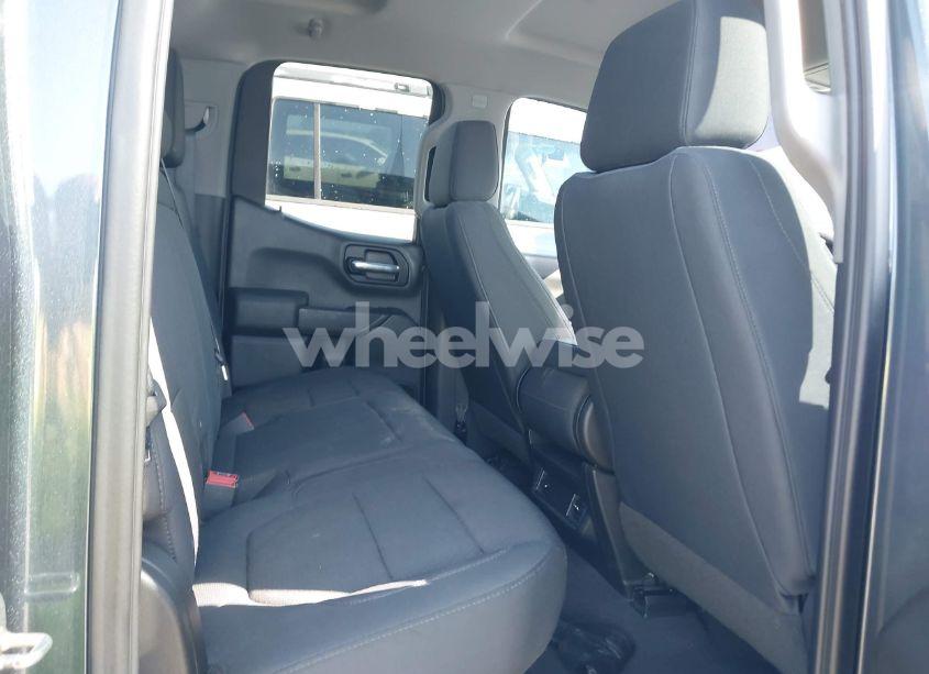 Photo 8 of 2019 Chevrolet Silverado 1500 CUSTOM (VIN 1GCRWBEH5KZ300390)