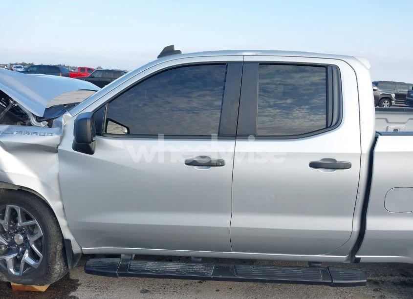 Photo 14 of 2020 Chevrolet Silverado 1500 2WD DOUBLE CAB STANDARD BED CUSTOM (VIN 1GCRWBEH8LZ374694)