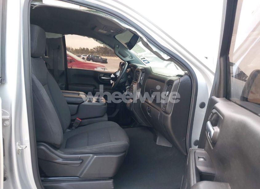 Photo 5 of 2020 Chevrolet Silverado 1500 2WD DOUBLE CAB STANDARD BED CUSTOM (VIN 1GCRWBEH8LZ374694)