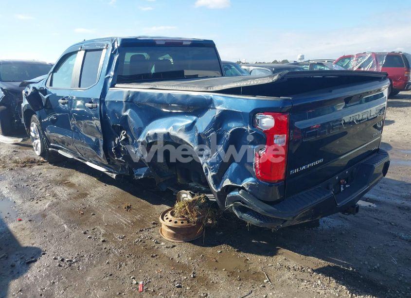 Photo 3 of 2020 Chevrolet Silverado 1500 2WD DOUBLE CAB STANDARD BED CUSTOM (VIN 1GCRWBEH9LZ338061)