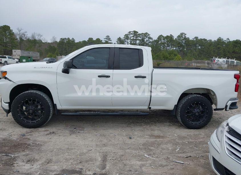 Photo 14 of 2021 Chevrolet Silverado 1500 2WD DOUBLE CAB STANDARD BED CUSTOM (VIN 1GCRWBEH9MZ107422)