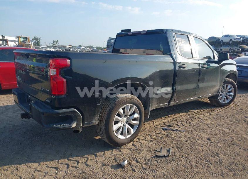 Photo 4 of 2020 Chevrolet Silverado 1500 2WD DOUBLE CAB STANDARD BED CUSTOM (VIN 1GCRWBEK1LZ356193)