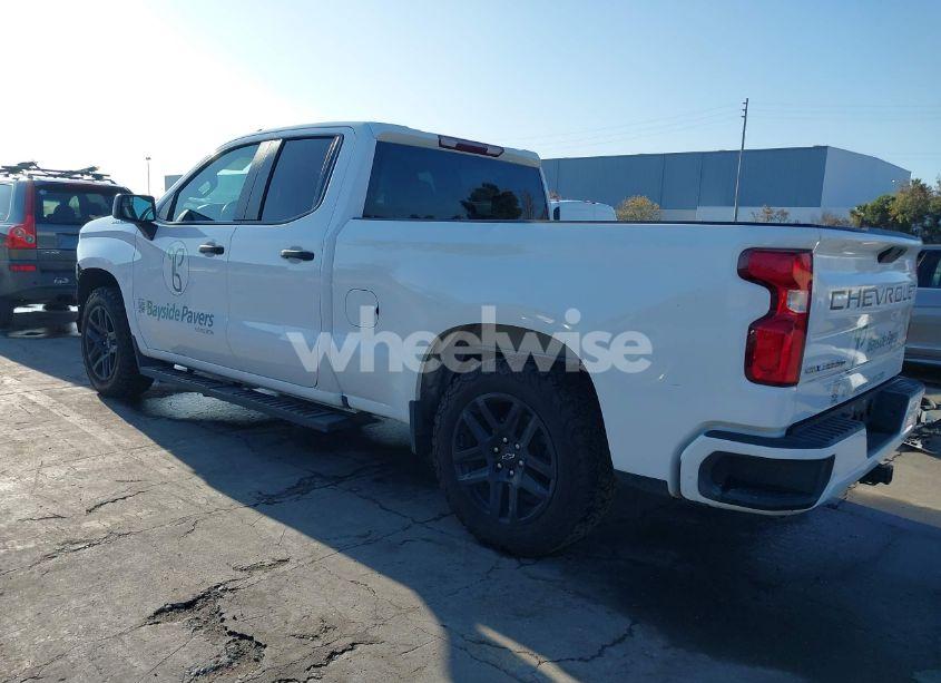 Photo 3 of 2022 Chevrolet Silverado 1500 LTD 2WD DOUBLE CAB STANDARD BED CUSTOM (VIN 1GCRWBEK4NZ195017)
