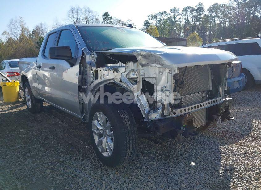 2022 Chevrolet Silverado 1500 LTD 2WD DOUBLE CAB STANDARD BED CUSTOM (VIN 1GCRWBEK5NZ205649) main photo