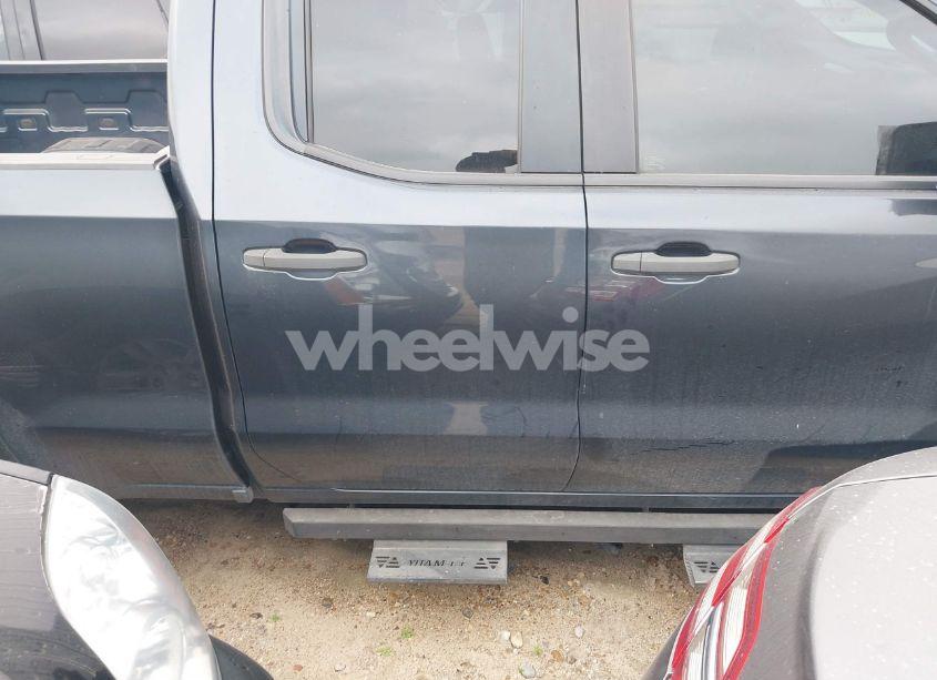 Photo 13 of 2020 Chevrolet Silverado 1500 2WD STANDARD BED CUSTOM (VIN 1GCRWBEK7LZ195137)