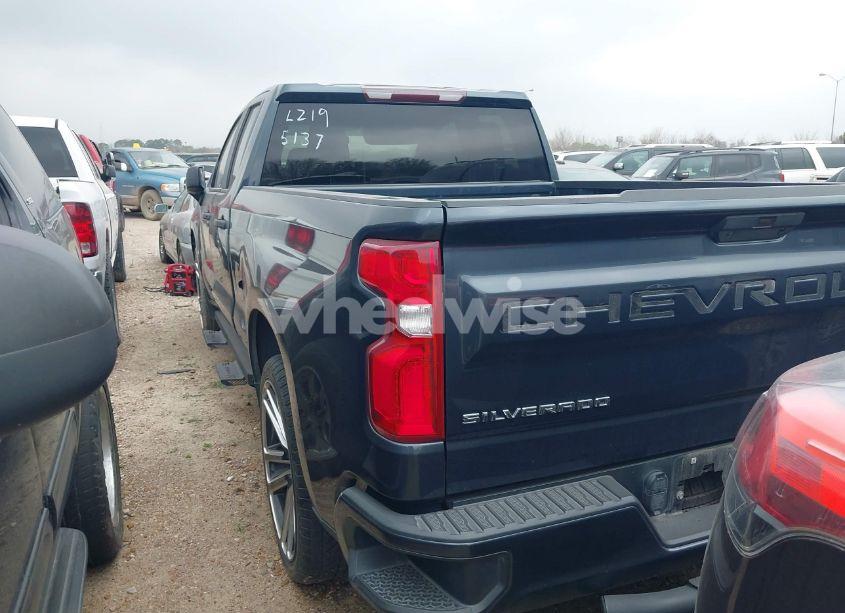 Photo 3 of 2020 Chevrolet Silverado 1500 2WD STANDARD BED CUSTOM (VIN 1GCRWBEK7LZ195137)