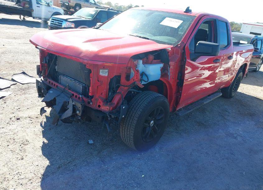 Photo 2 of 2020 Chevrolet Silverado 1500 2WD STANDARD BED CUSTOM (VIN 1GCRWBEK9LZ224668)