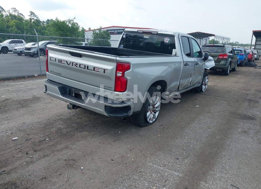 Photo 4 of 2020 Chevrolet Silverado 1500 2WD DOUBLE CAB STANDARD BED CUSTOM (VIN 1GCRWBEKXLZ339747)