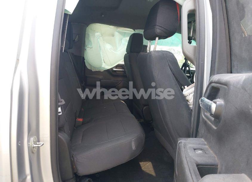 Photo 8 of 2020 Chevrolet Silverado 1500 2WD DOUBLE CAB STANDARD BED CUSTOM (VIN 1GCRWBEKXLZ339747)