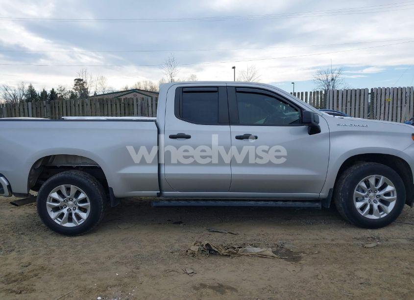 Photo 13 of 2020 Chevrolet Silverado 1500 2WD STANDARD BED CUSTOM (VIN 1GCRWBEKXLZ375096)