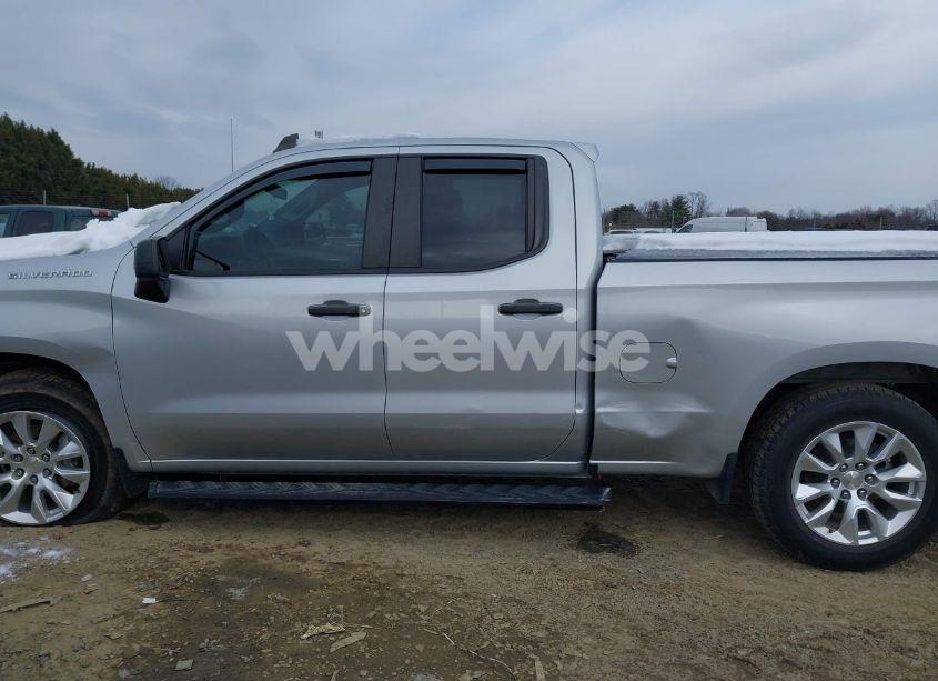 Photo 14 of 2020 Chevrolet Silverado 1500 2WD STANDARD BED CUSTOM (VIN 1GCRWBEKXLZ375096)