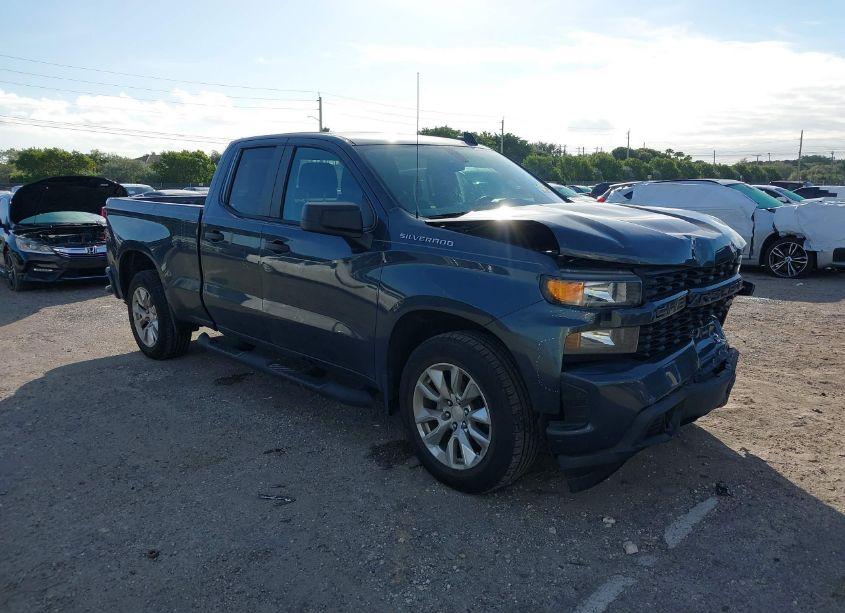 2021 Chevrolet Silverado 1500 2WD STANDARD BED CUSTOM (VIN 1GCRWBEKXMZ111202) main photo