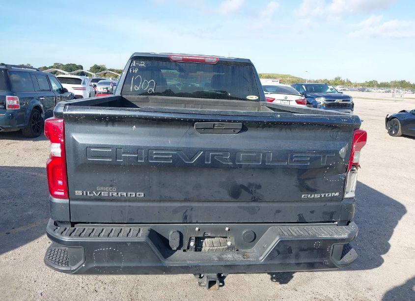 Photo 16 of 2021 Chevrolet Silverado 1500 2WD STANDARD BED CUSTOM (VIN 1GCRWBEKXMZ111202)