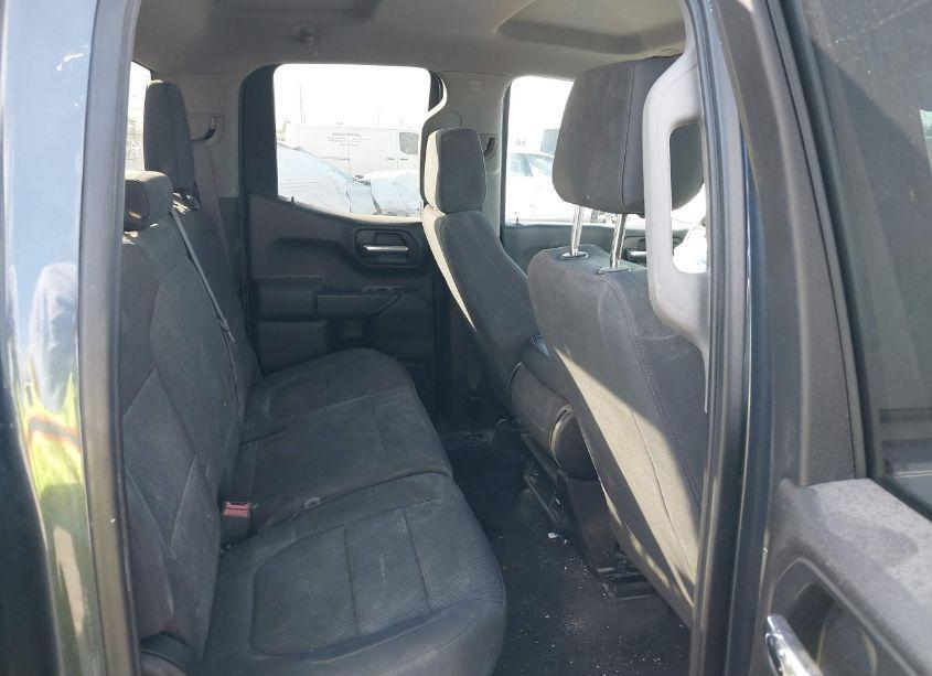 Photo 8 of 2021 Chevrolet Silverado 1500 2WD STANDARD BED CUSTOM (VIN 1GCRWBEKXMZ111202)