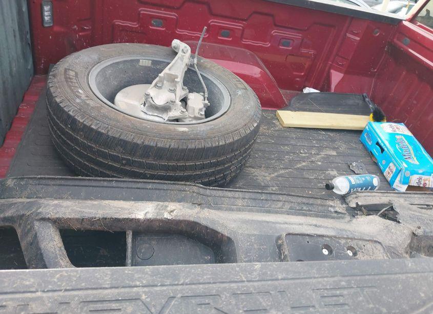 Photo 12 of 2019 Chevrolet Silverado 1500 LT (VIN 1GCRWCED3KZ326215)