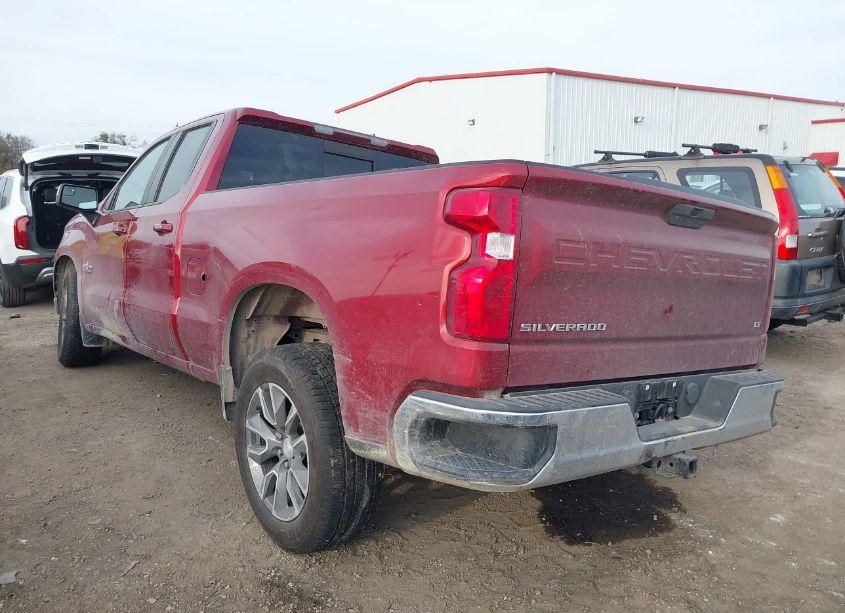 Photo 3 of 2019 Chevrolet Silverado 1500 LT (VIN 1GCRWCED3KZ326215)