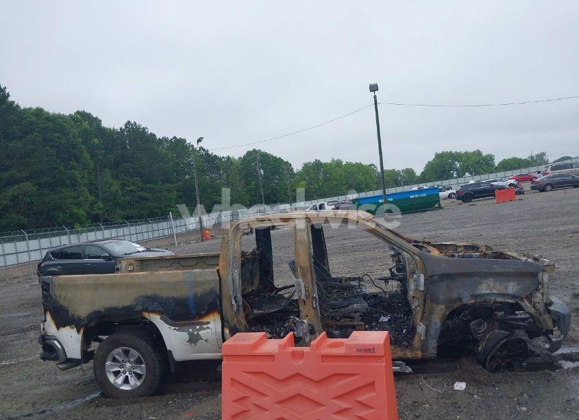 Photo 12 of 2019 Chevrolet Silverado 1500 LT (VIN 1GCRWCED6KZ177962)