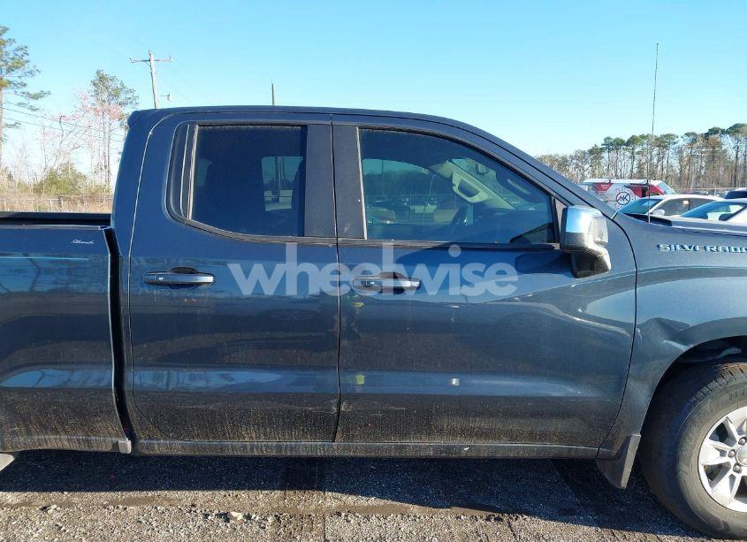 Photo 13 of 2019 Chevrolet Silverado 1500 LT (VIN 1GCRWCED7KZ293042)