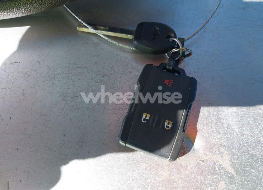 Photo 11 of 2019 Chevrolet Silverado 1500 LT (VIN 1GCRWCED7KZ317193)